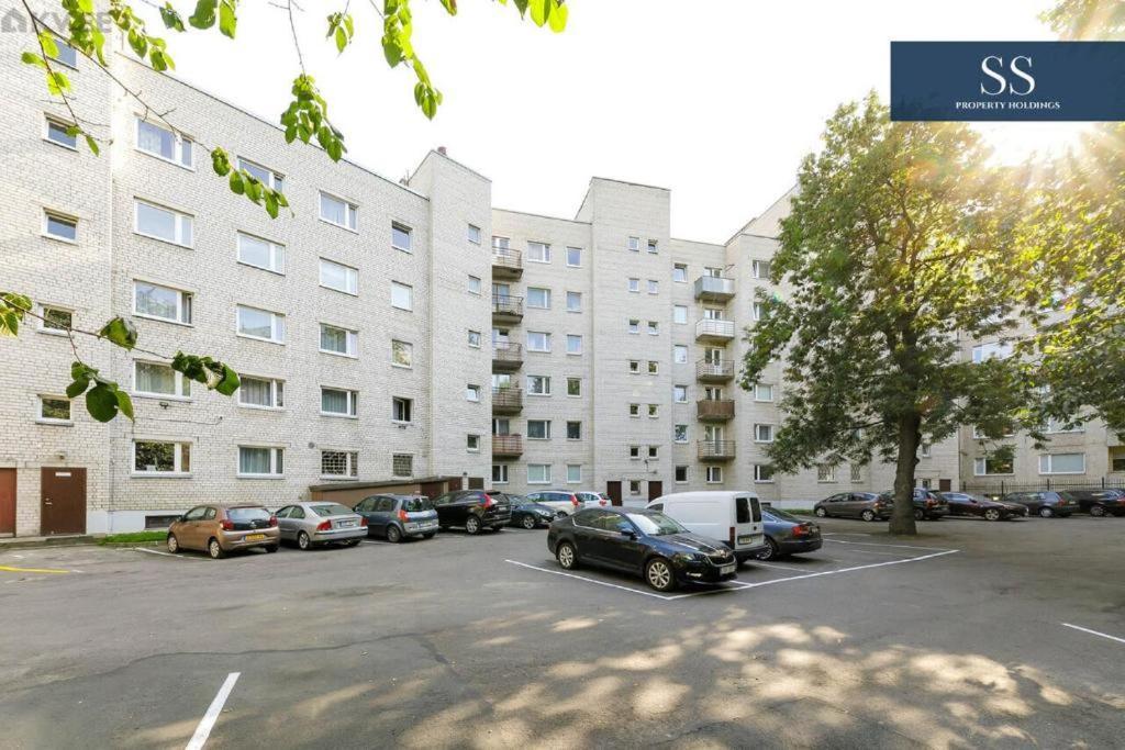 Bright Apartment Near Bus Statioon Reval Exterior foto